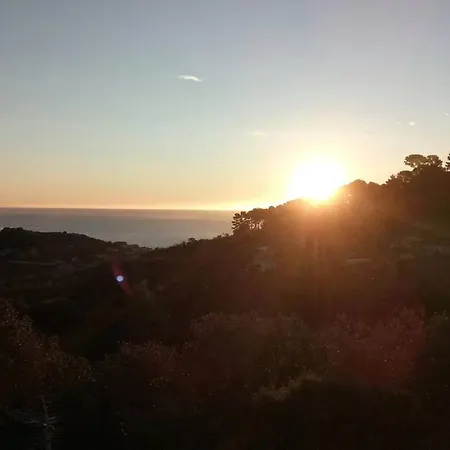 La Casa Di Lele Сasa de vacaciones Costarainera