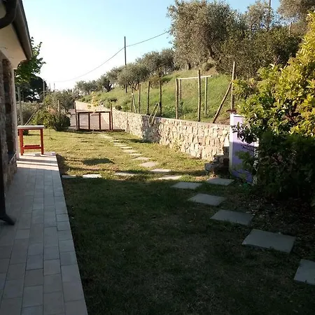 La Casa Di Lele Costarainera
